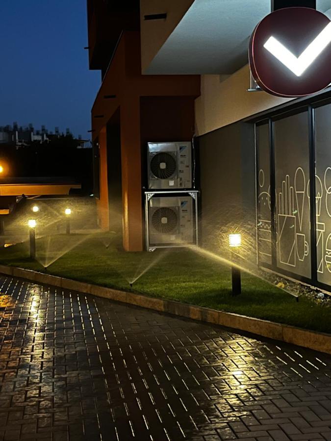 Apartament Modern Cu O Camera Apartamento Timişoara Exterior foto